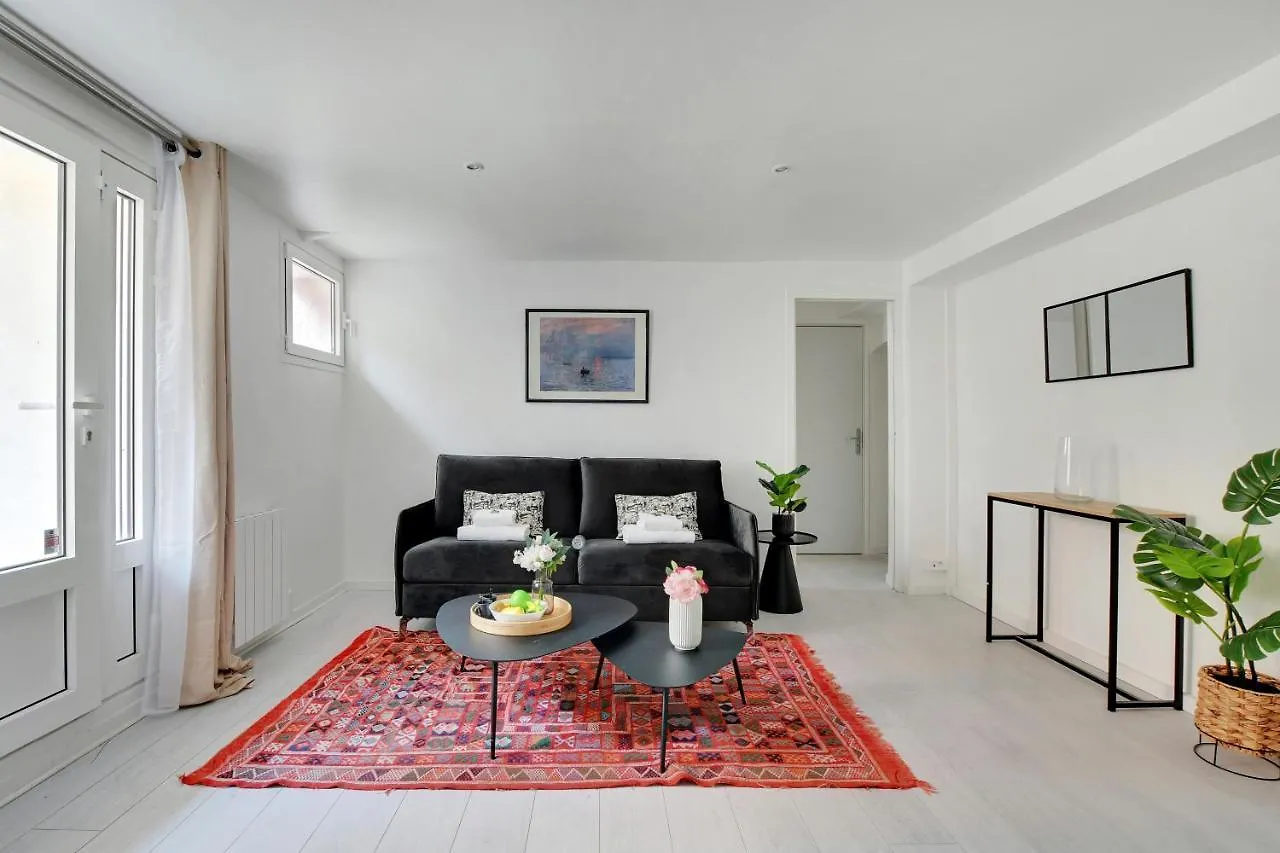Spacieux Appartement Aux Portes De Paris ! contacts